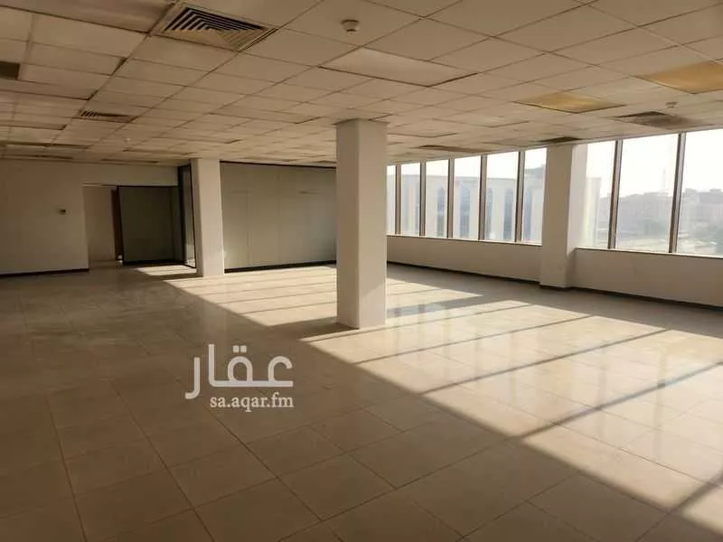4 bedroom office in Al Mazrouiyah, Eastern Province