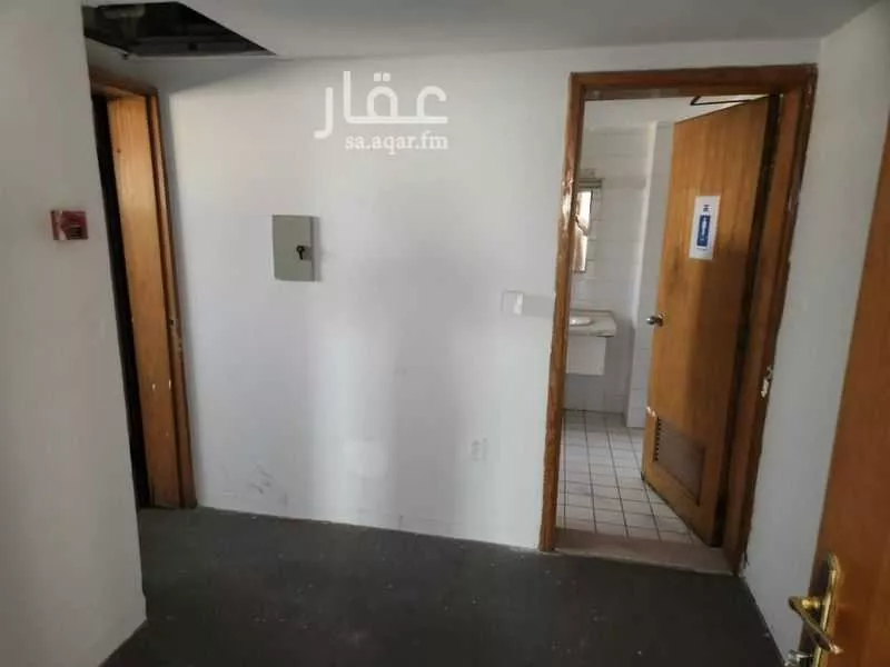 4 bedroom office in Al Mazrouiyah, Eastern Province 11