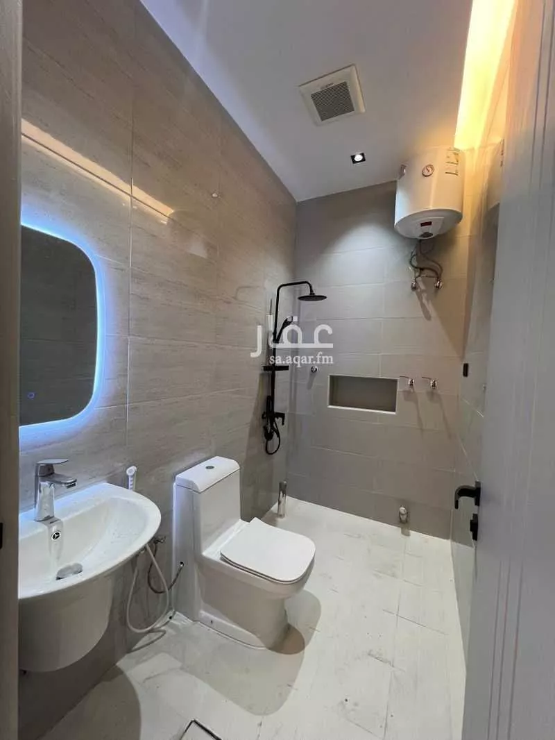 عمارة 348 م² في المطار 17