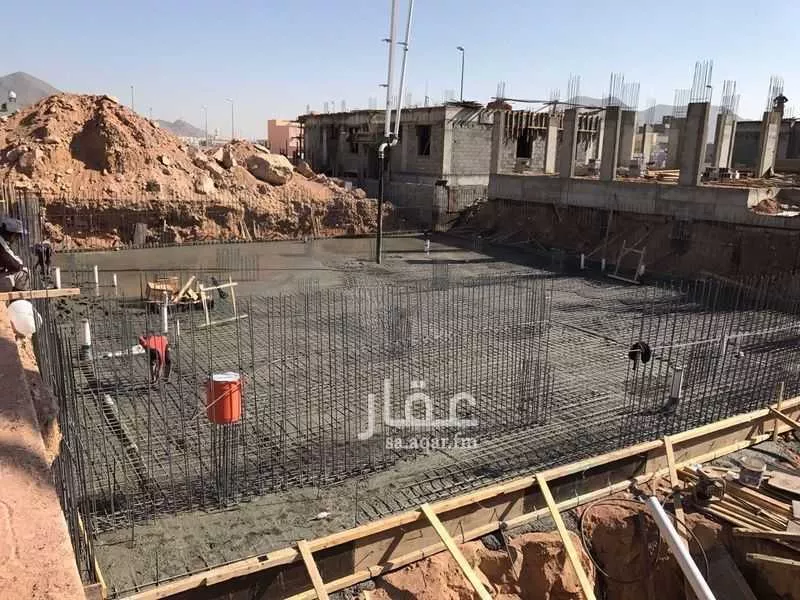 عمارة 540 م² في الدفاع 11