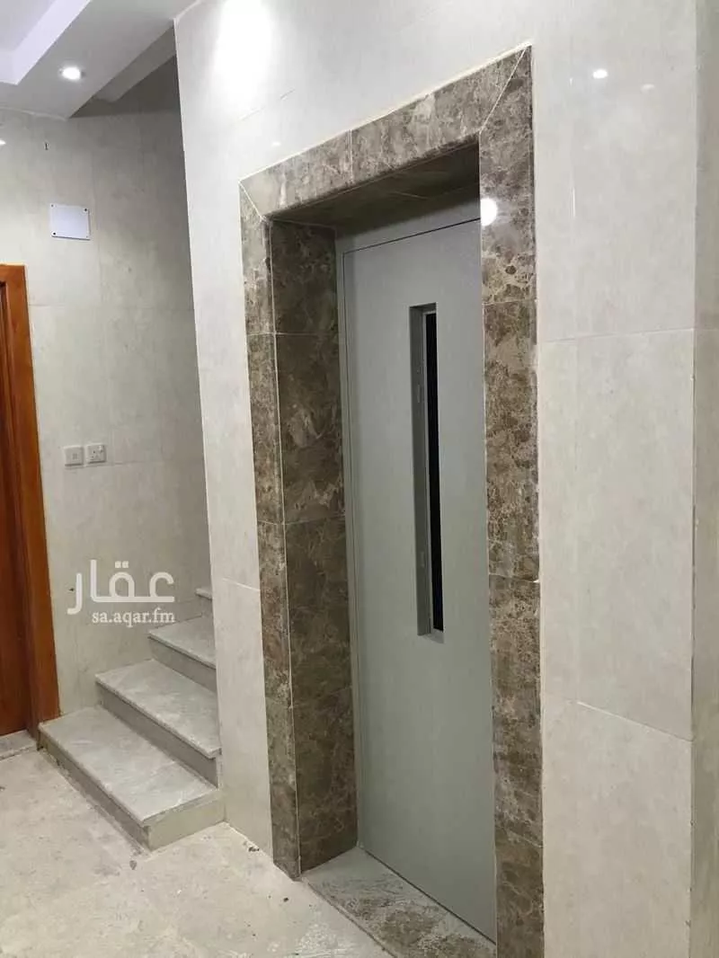 عمارة 540 م² في الدفاع 7