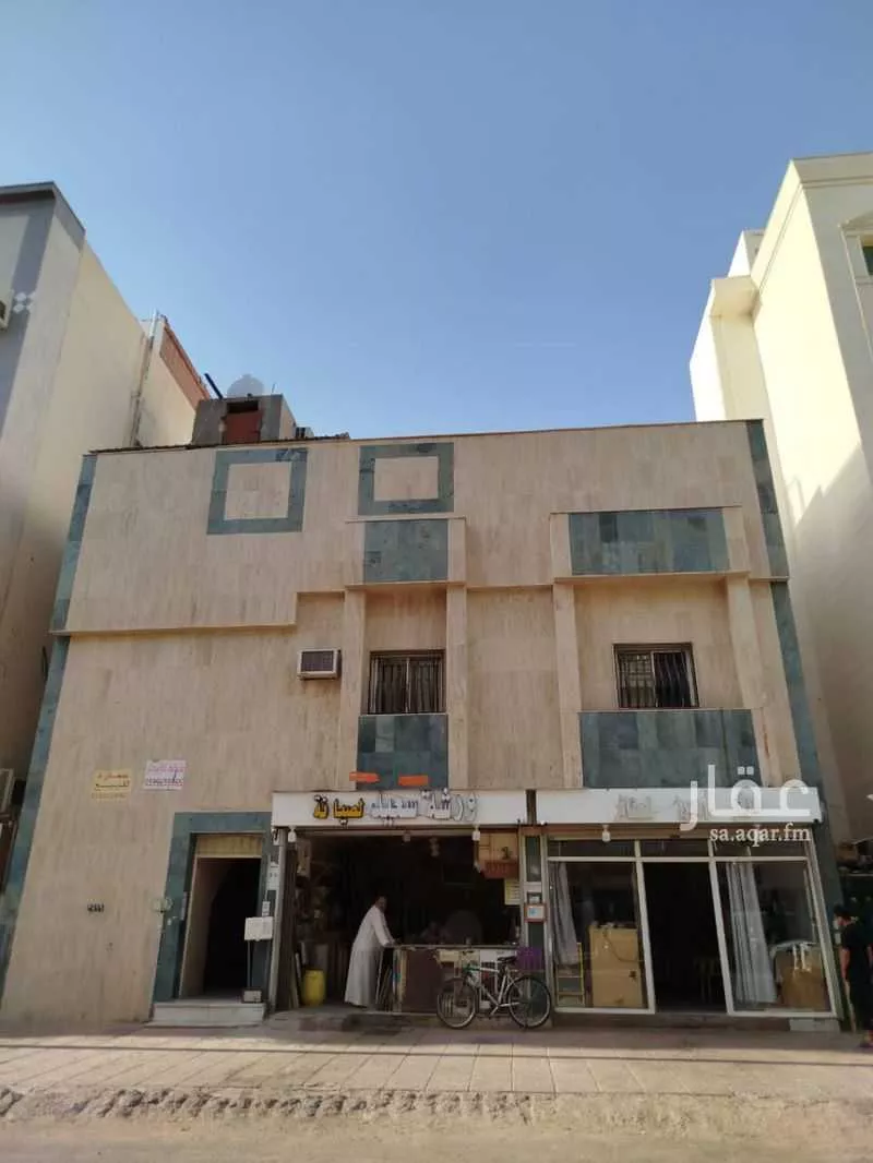 عمارة 300 م² في العريض 6