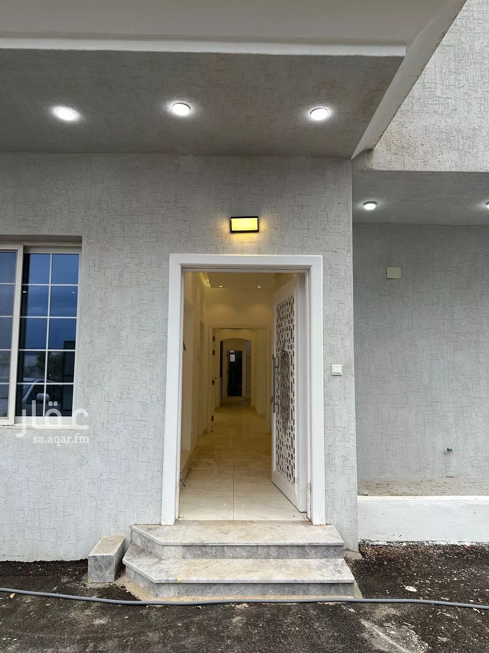 عمارة 295 م² في ذو الحليفة 4