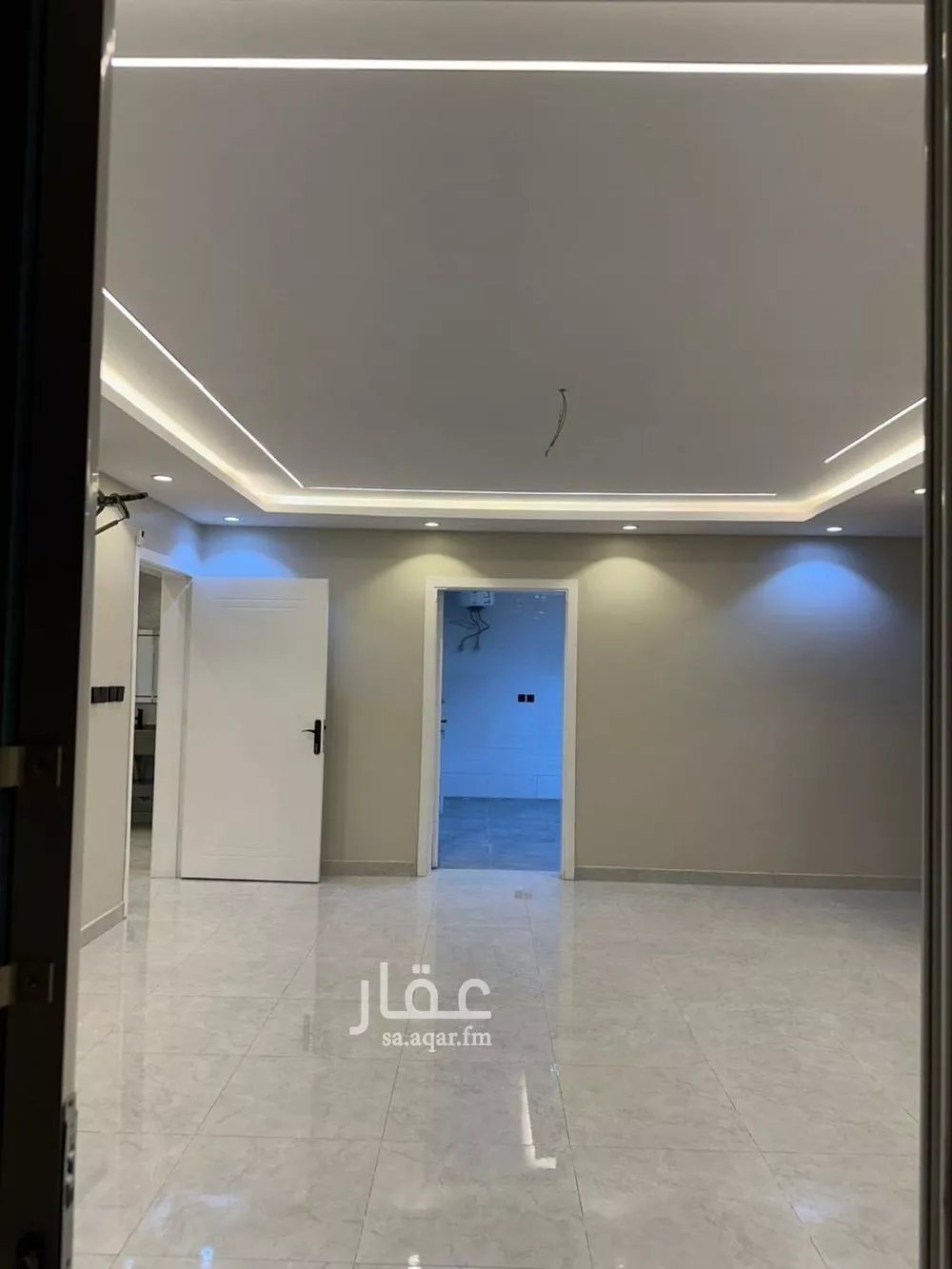 عمارة 510 م² في الدفاع 8