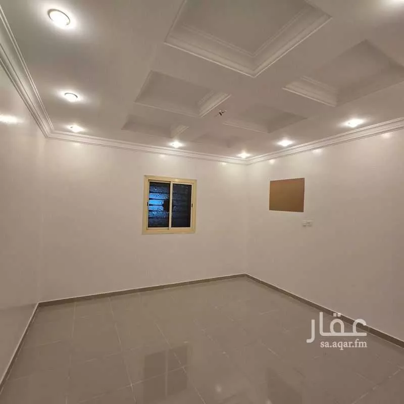 عمارة 673 م² في الدفاع 20