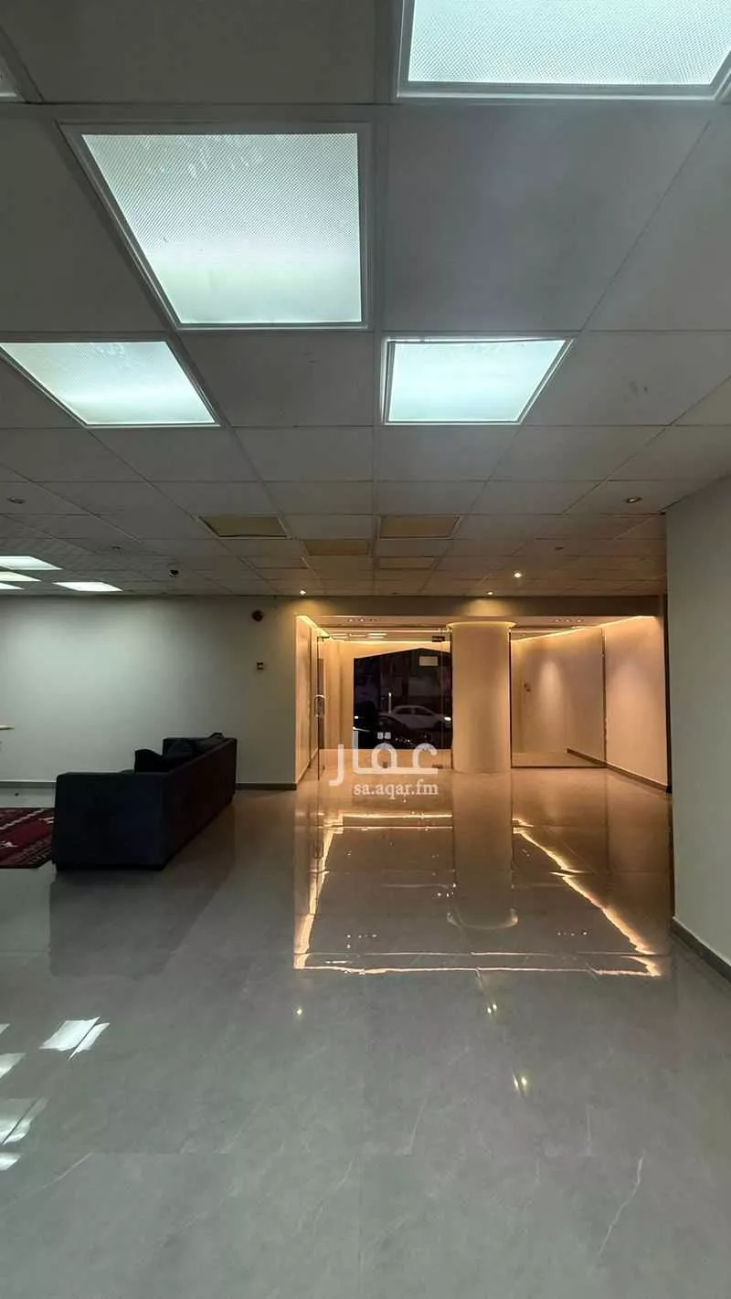 عمارة 1361 م² في العريض 6