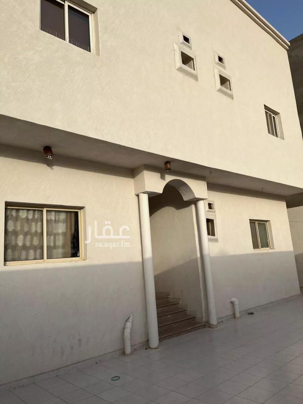 عمارة 560 م² في سكة الحديد 8