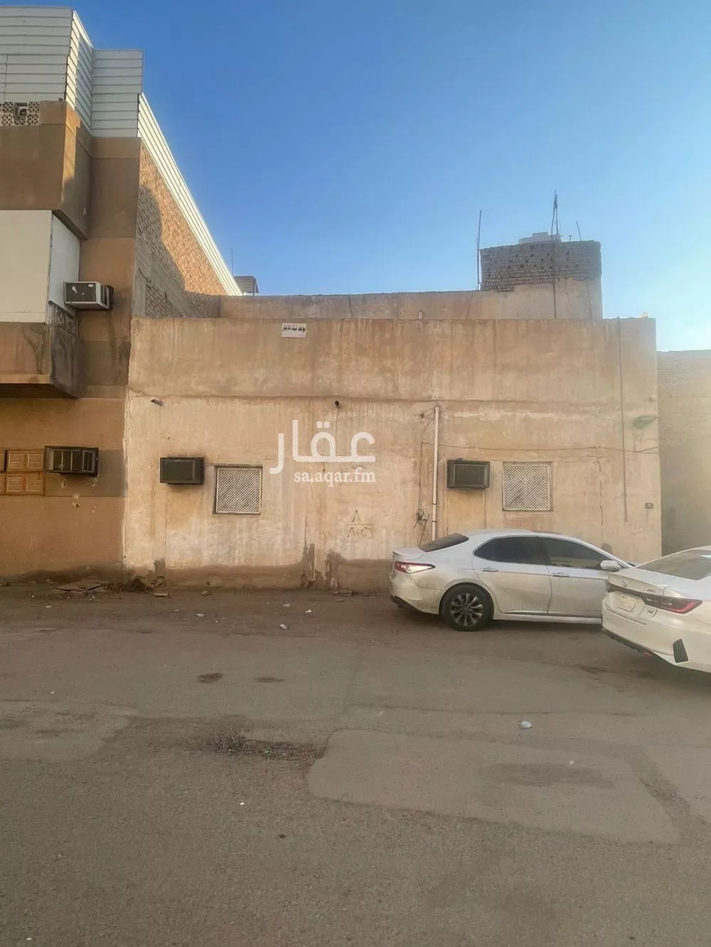 عمارة 244 م² في الاصيفرين 4