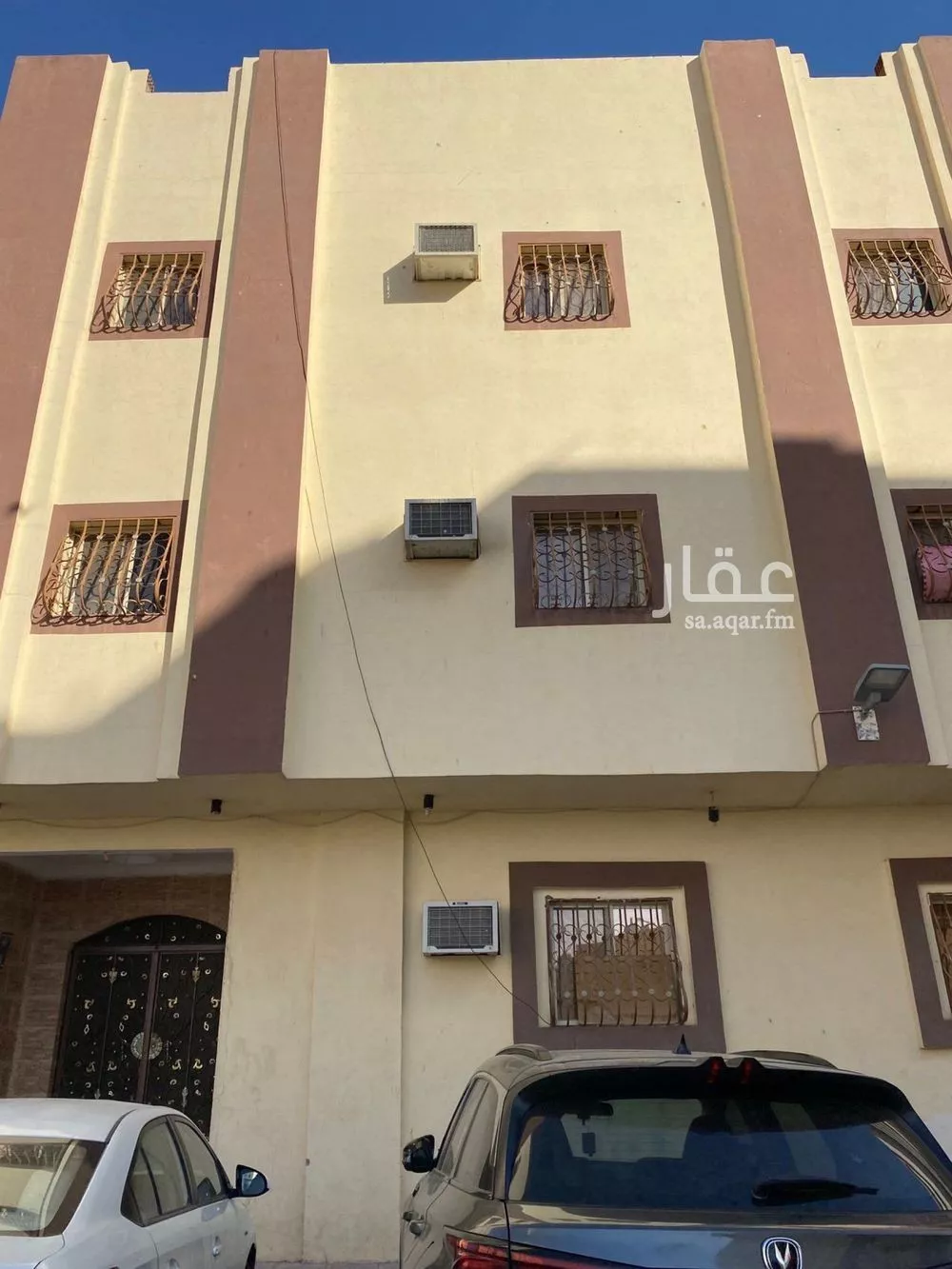 272 sqm building in Al Usayfreen 4