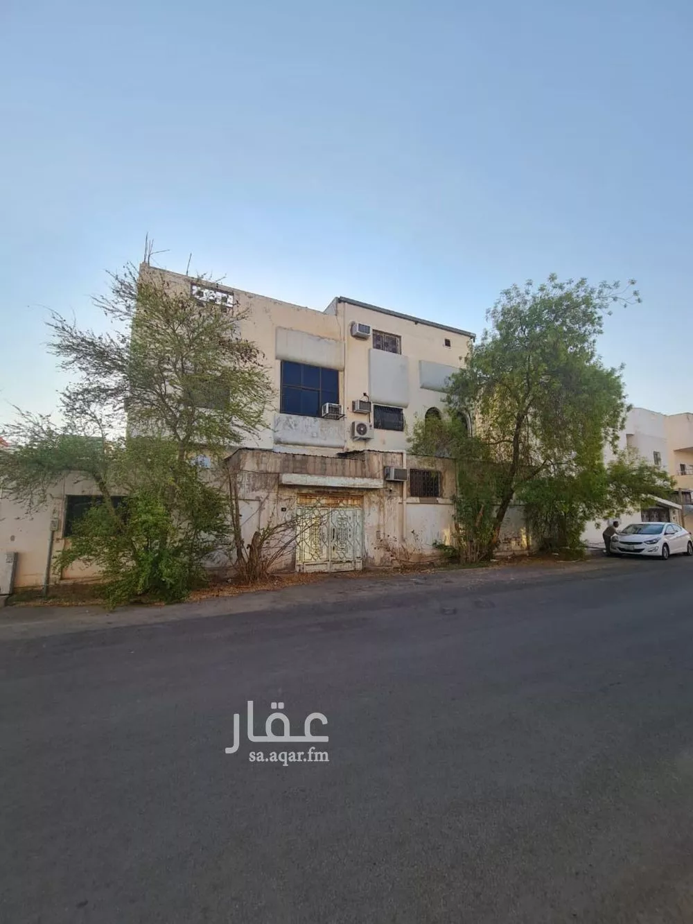 عمارة 399 م² في شظاة 3