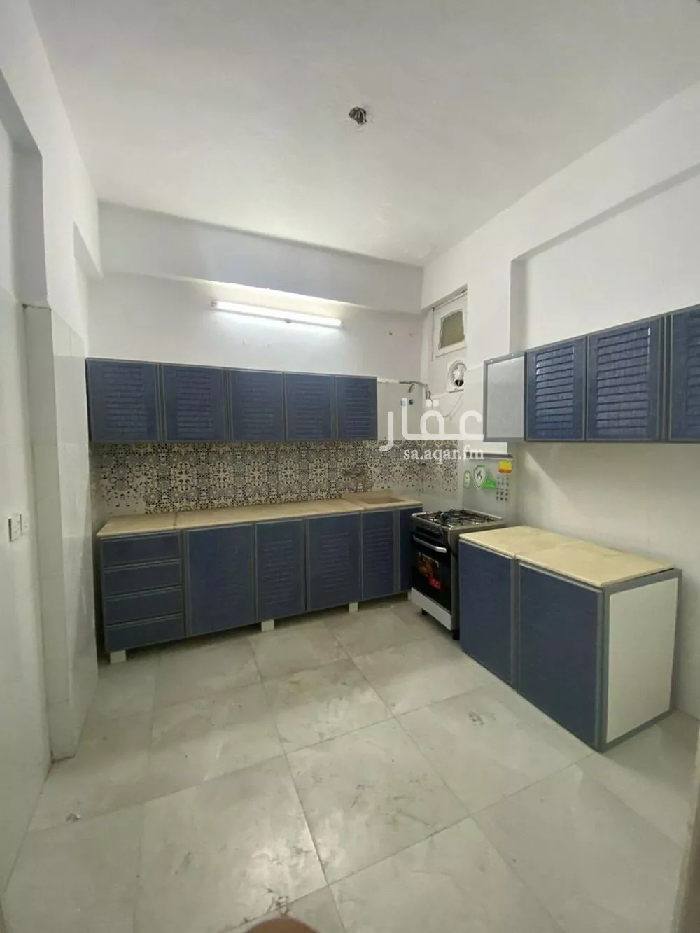 210 sqm building in Al Rayah 6