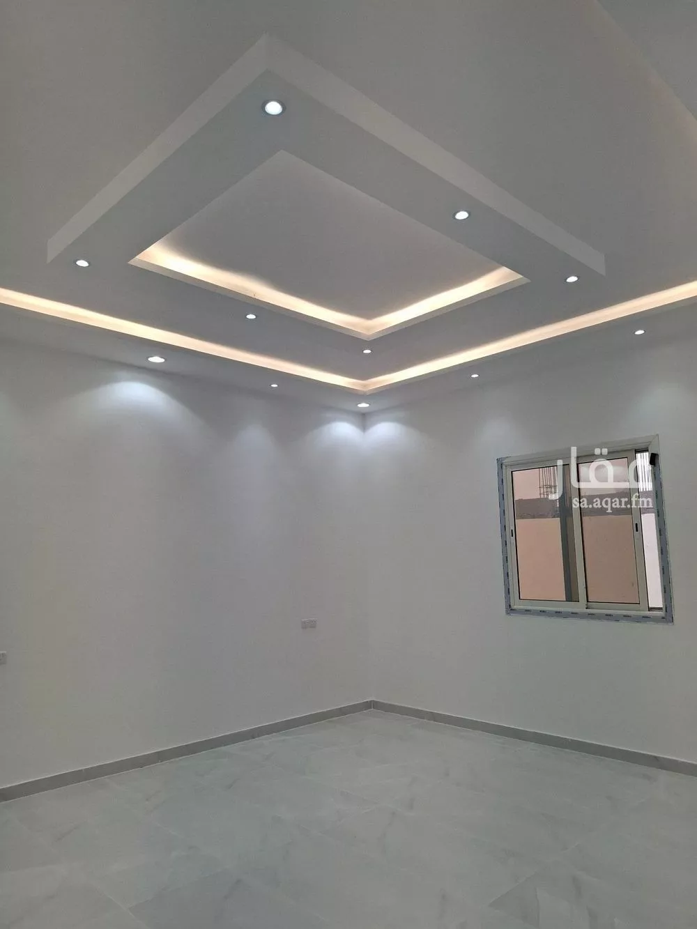 عمارة 550 م² في الملك فهد 18