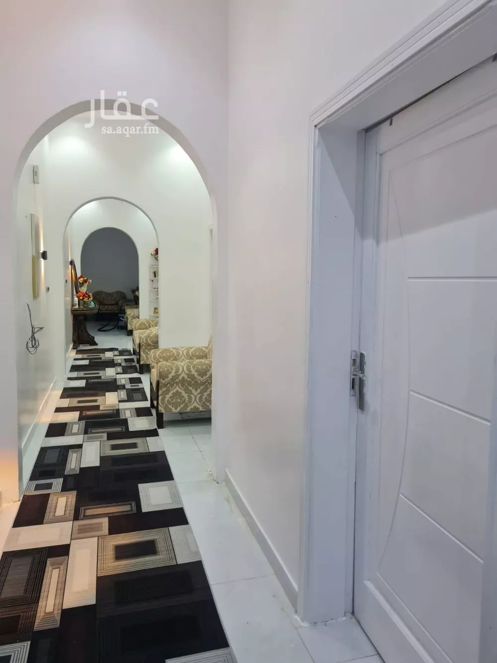 عمارة 1200 م² في رهط 4