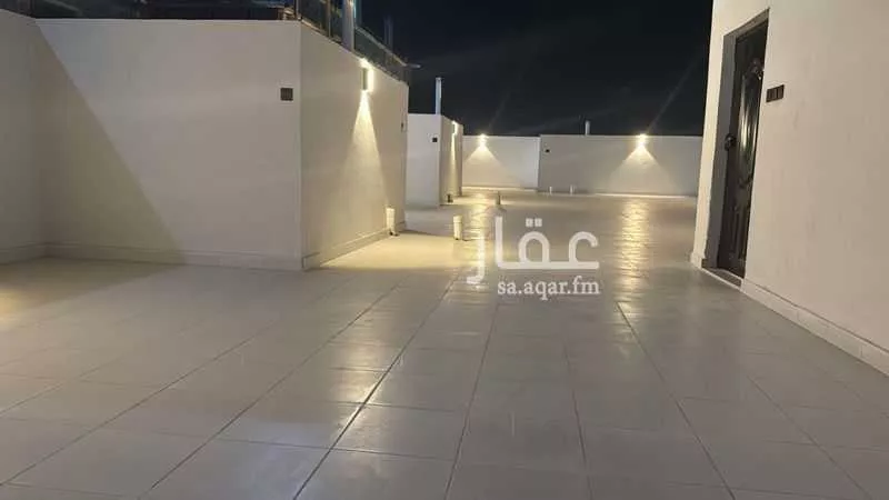 318 sqm building in Abu Kabeer 10