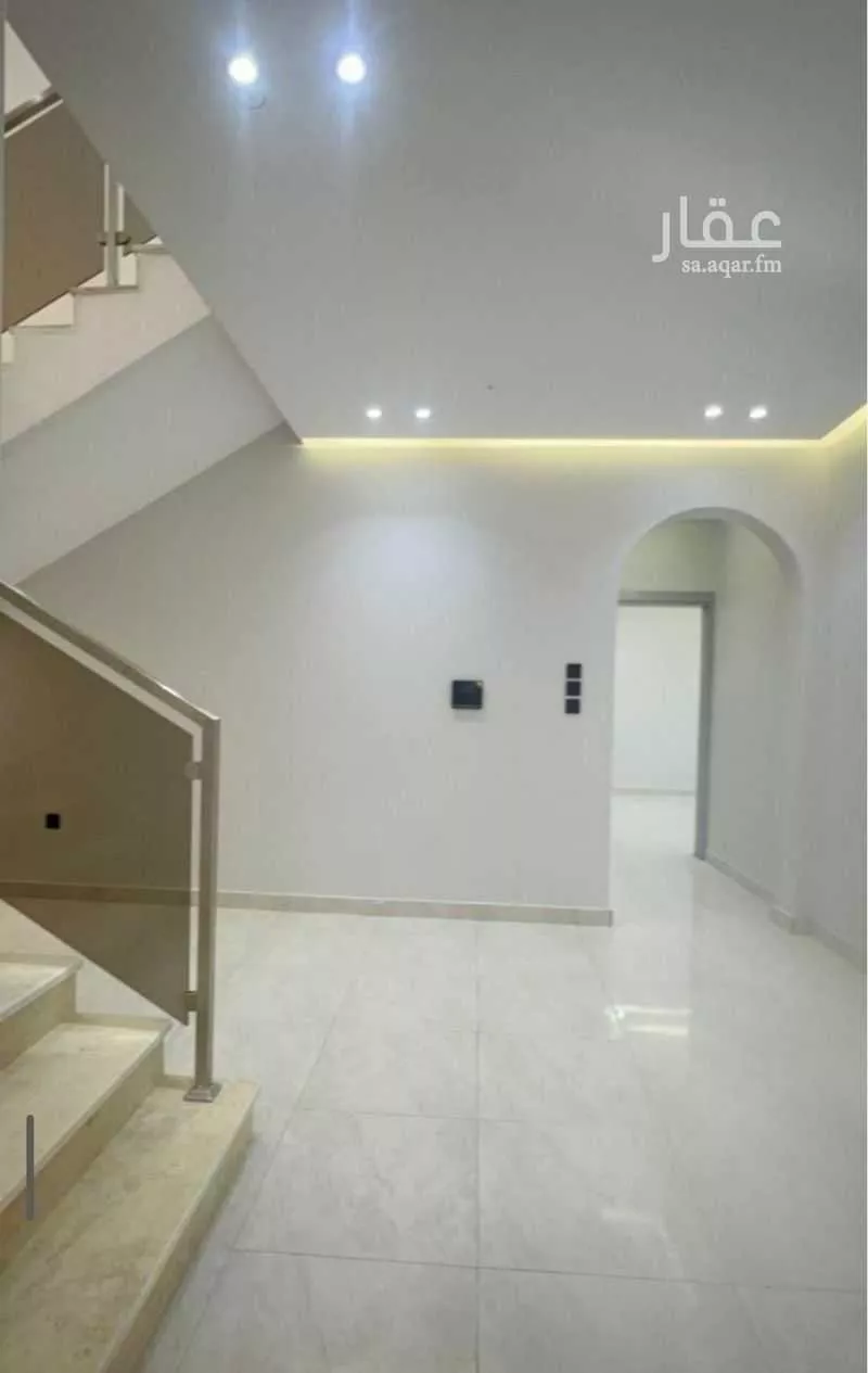 عمارة 160 م² في المطار 7