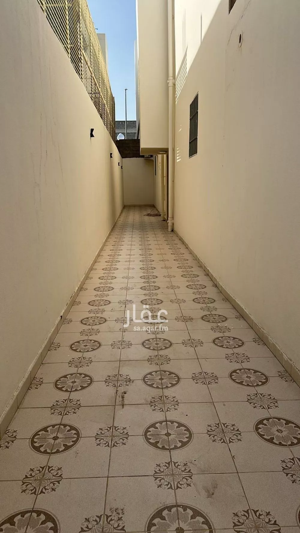 عمارة 510 م² في الدفاع 5