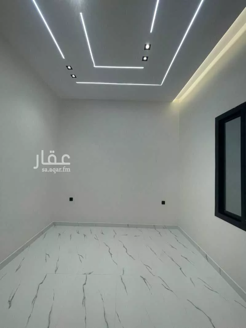 300 sqm building in Abu Kabeer 7