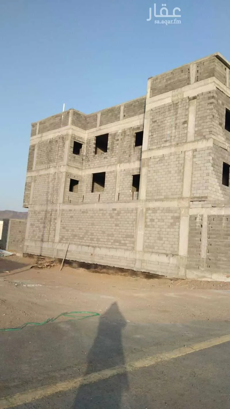 عمارة 330 م² في ورقان 2