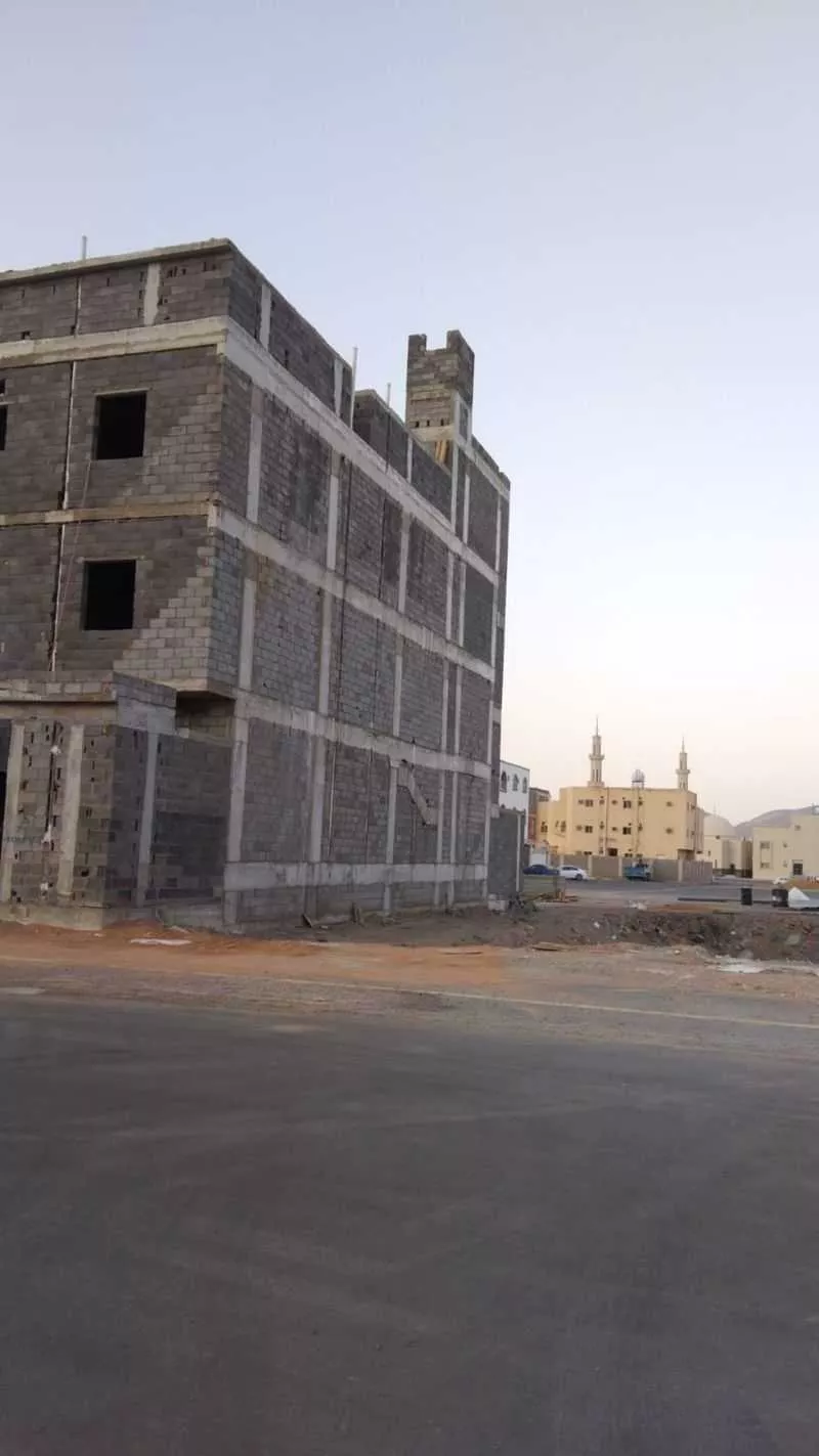 عمارة 330 م² في ورقان 3