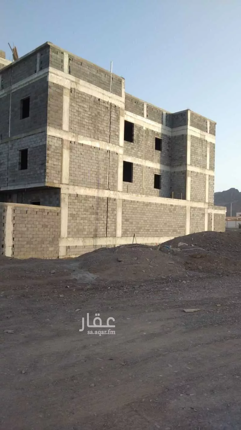 عمارة 330 م² في ورقان 4