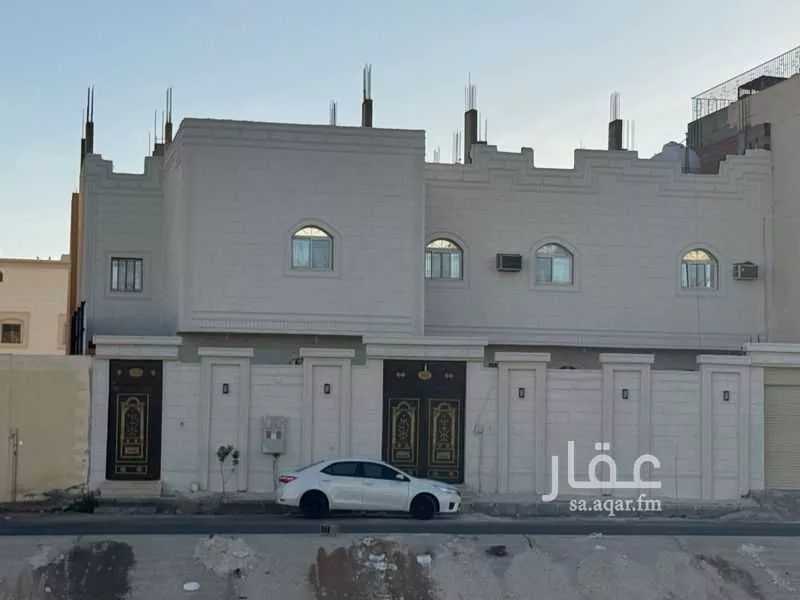 683 sqm building in Al Difa 8