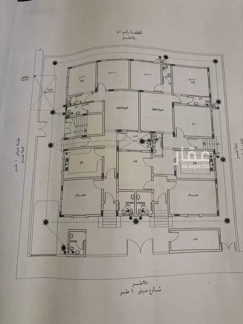 عمارة 640 م² في العزيزية 4