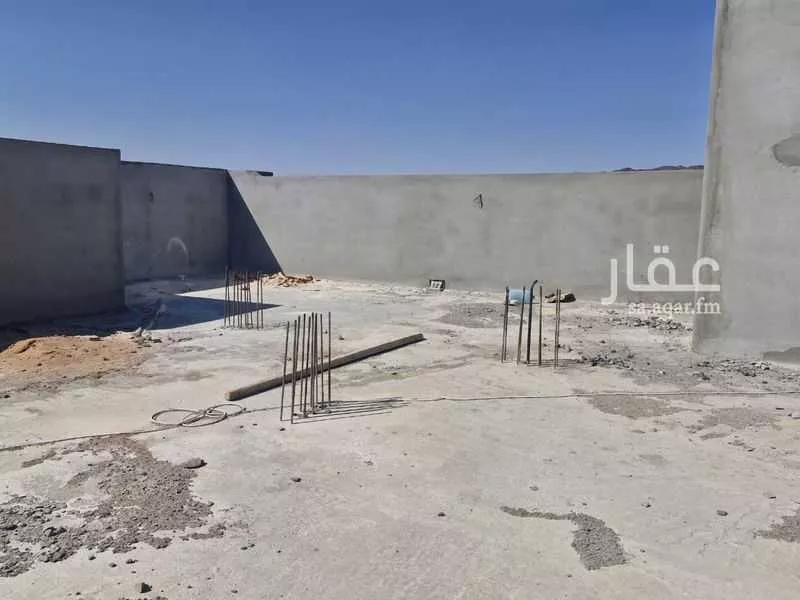 عمارة 814 م² في خاخ 7