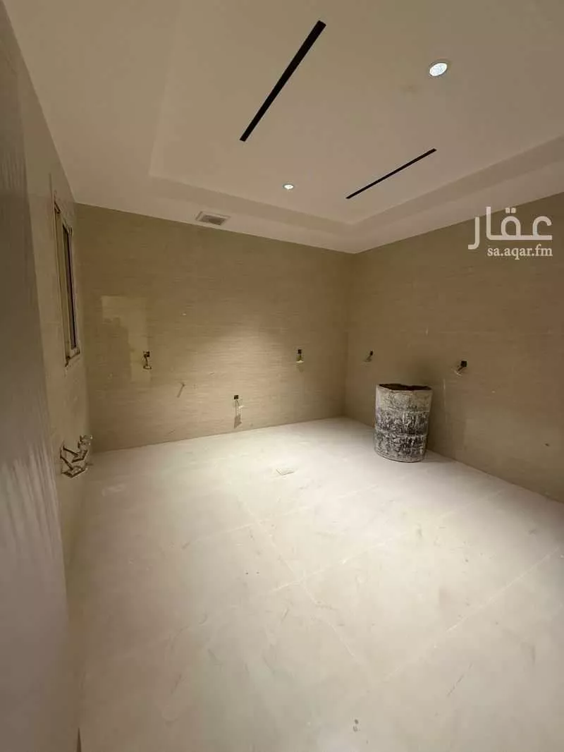 عمارة 540 م² في مذينب 4