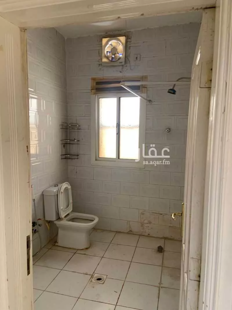 385 sqm building in Al Rayah 6