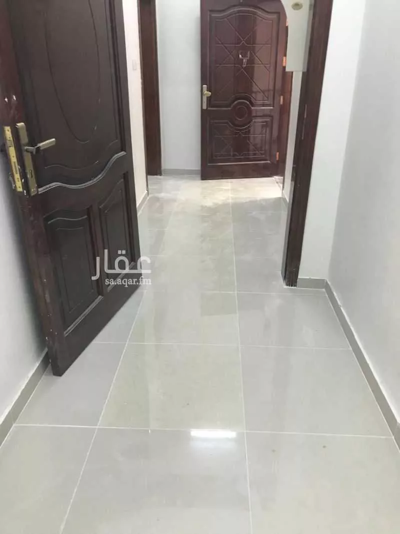 عمارة 800 م² في نبلاء 6