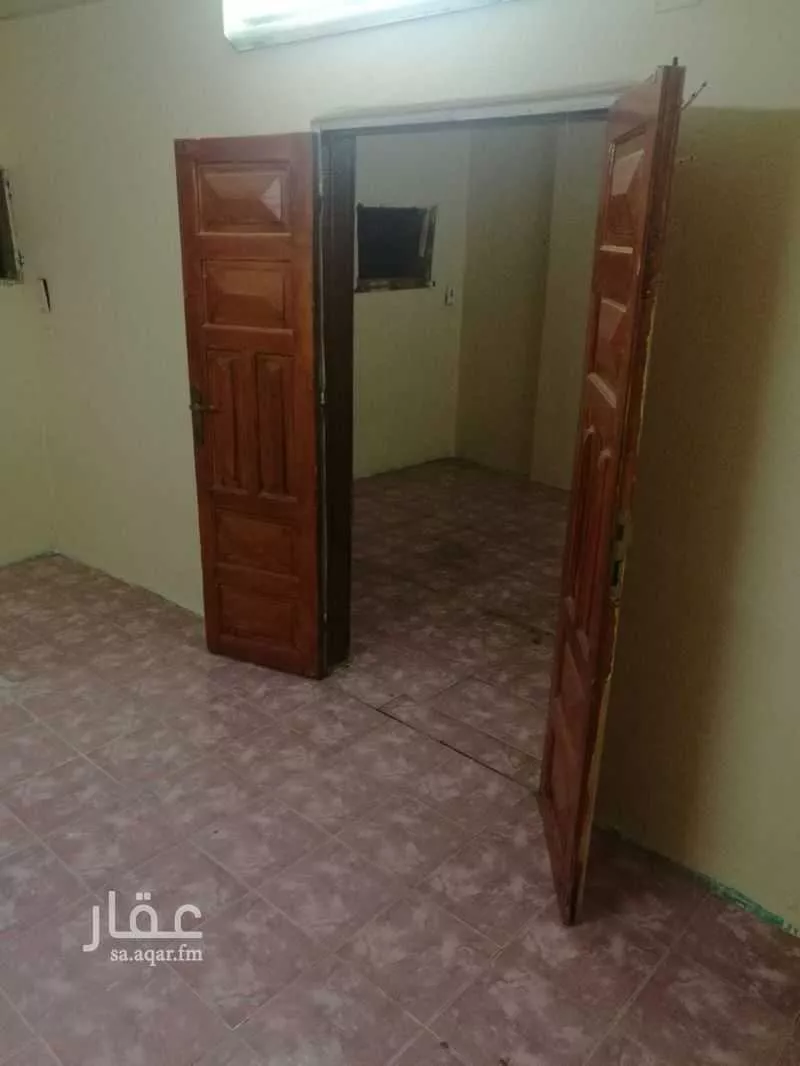 70 sqm building in Al Mughaysalah 8