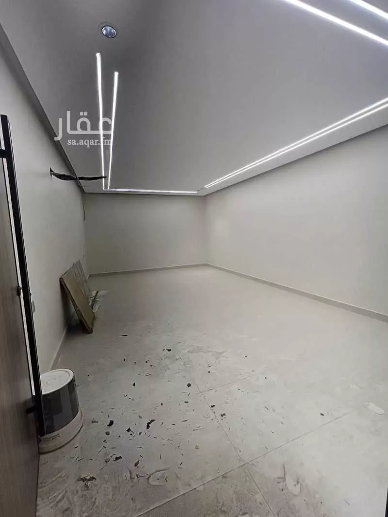 عمارة 500 م² في الملك فهد 8