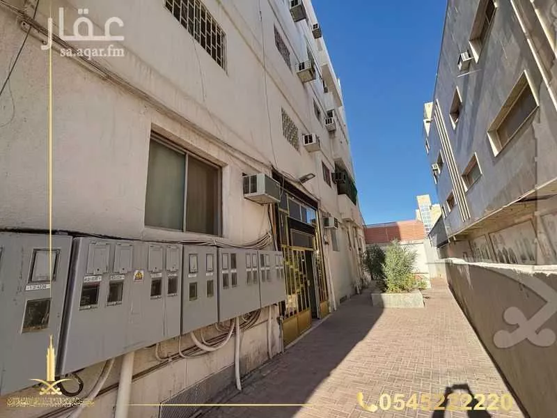 عمارة 682 م² في الجمعة 6
