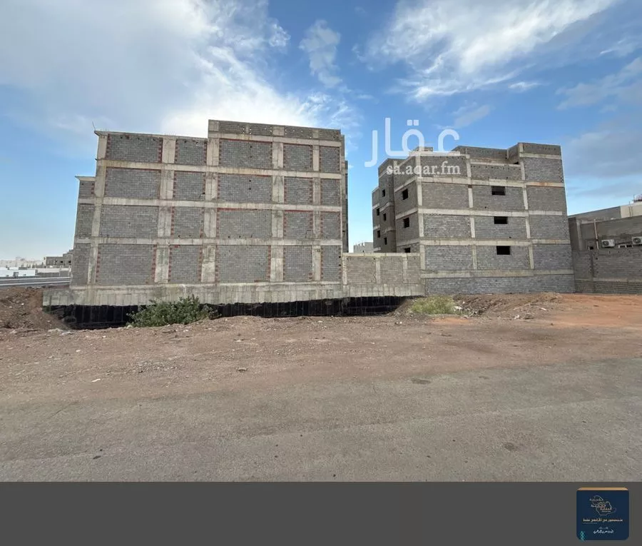 عمارة 1197 م² في نبلاء 11