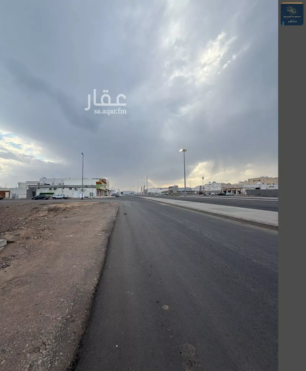 عمارة 1197 م² في نبلاء 6