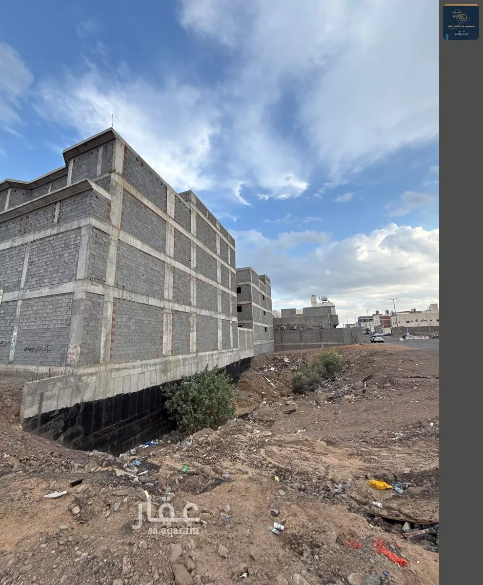 عمارة 1197 م² في نبلاء 9