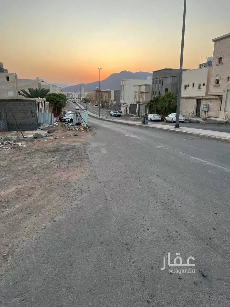 1025 sqm land in Al Ranuna 2