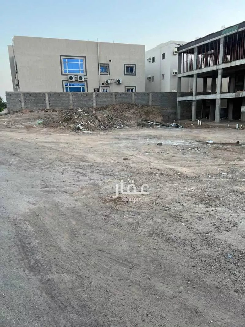 1025 sqm land in Al Ranuna 3