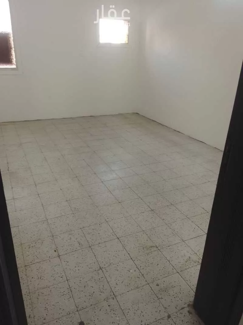 عمارة 413 م² في الدويمة 4