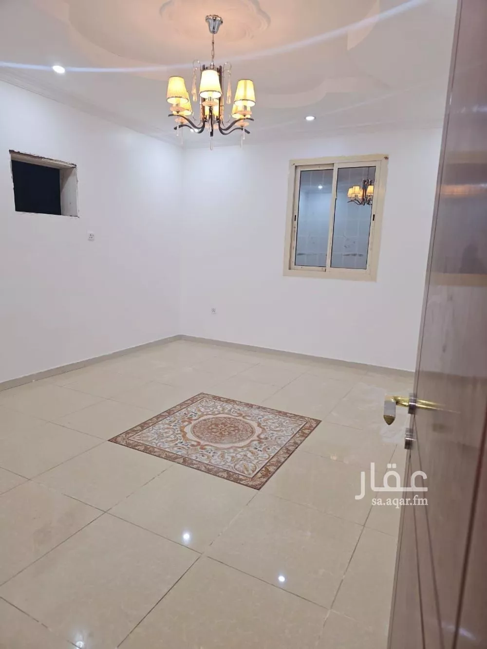 605 sqm building in Al Khalidiyyah 7