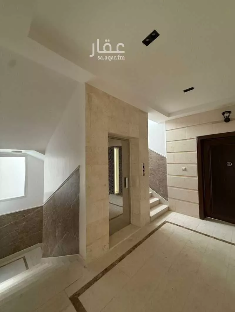 عمارة 568 م² في مهزور 6
