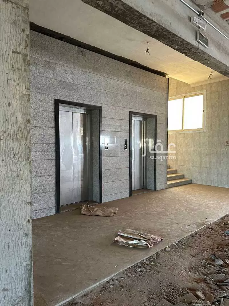 1230 sqm building in Al Hadiqah 12