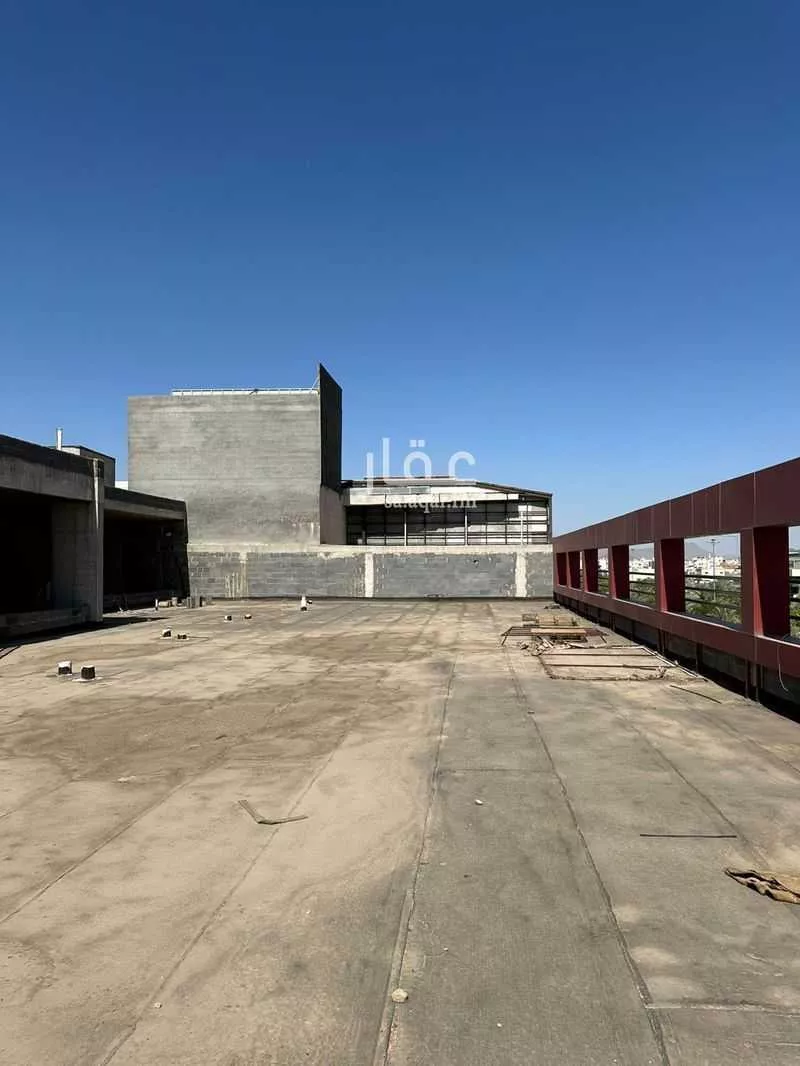 1230 sqm building in Al Hadiqah 6