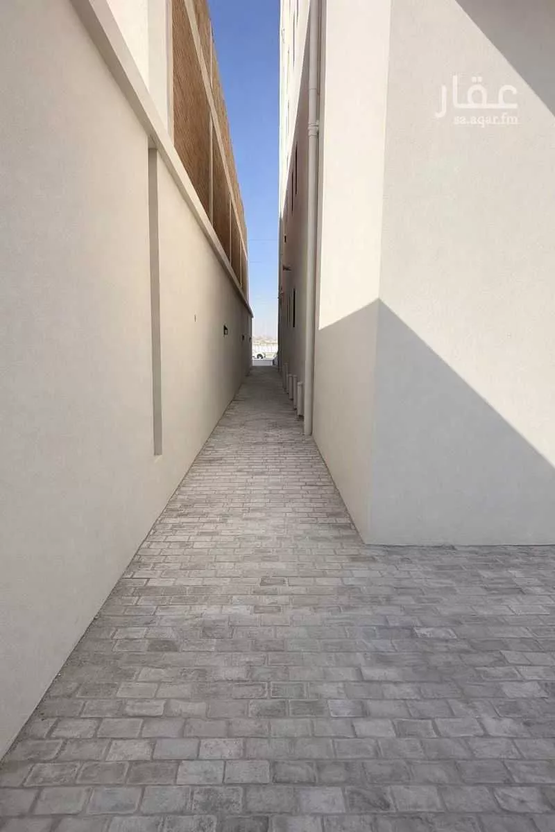 عمارة 700 م² في سكة الحديد 4