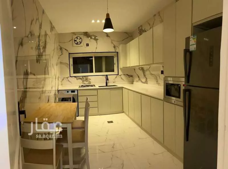 594 sqm building in Al Difa 2