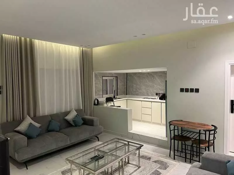 594 sqm building in Al Difa 7