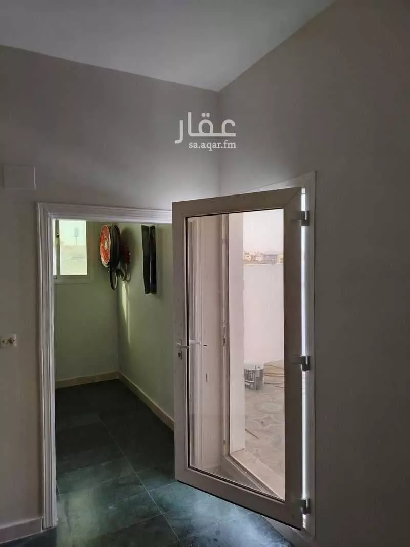 عمارة 370 م² في بنى حارثة 4