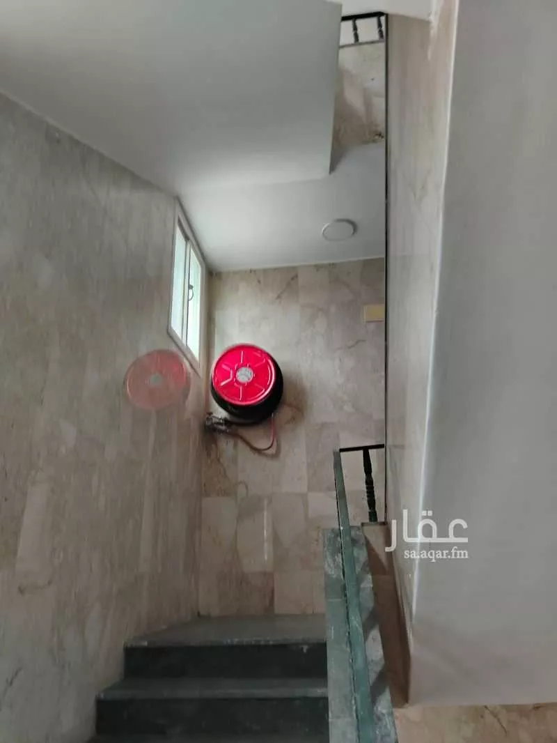 عمارة 370 م² في بنى حارثة 5