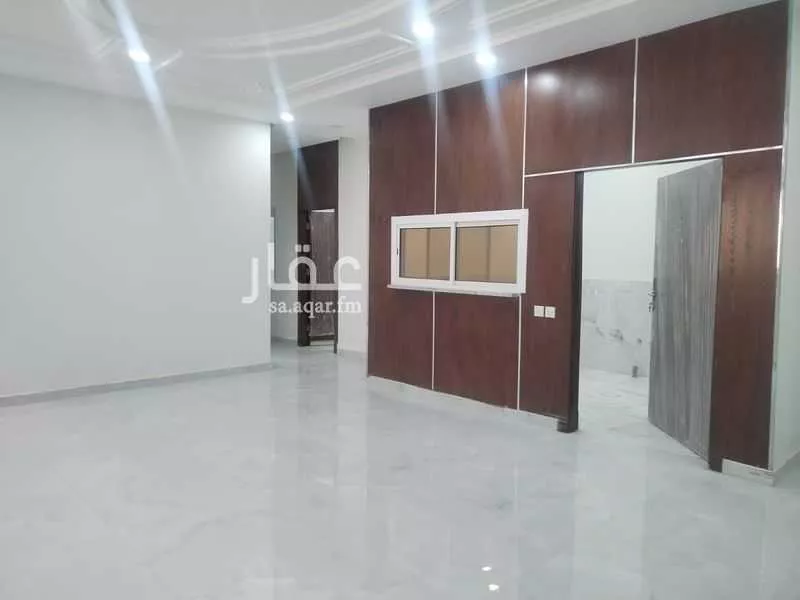 339 sqm building in Mudhainib 3