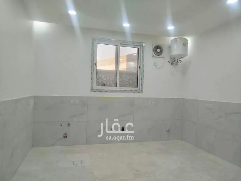 339 sqm building in Mudhainib 4